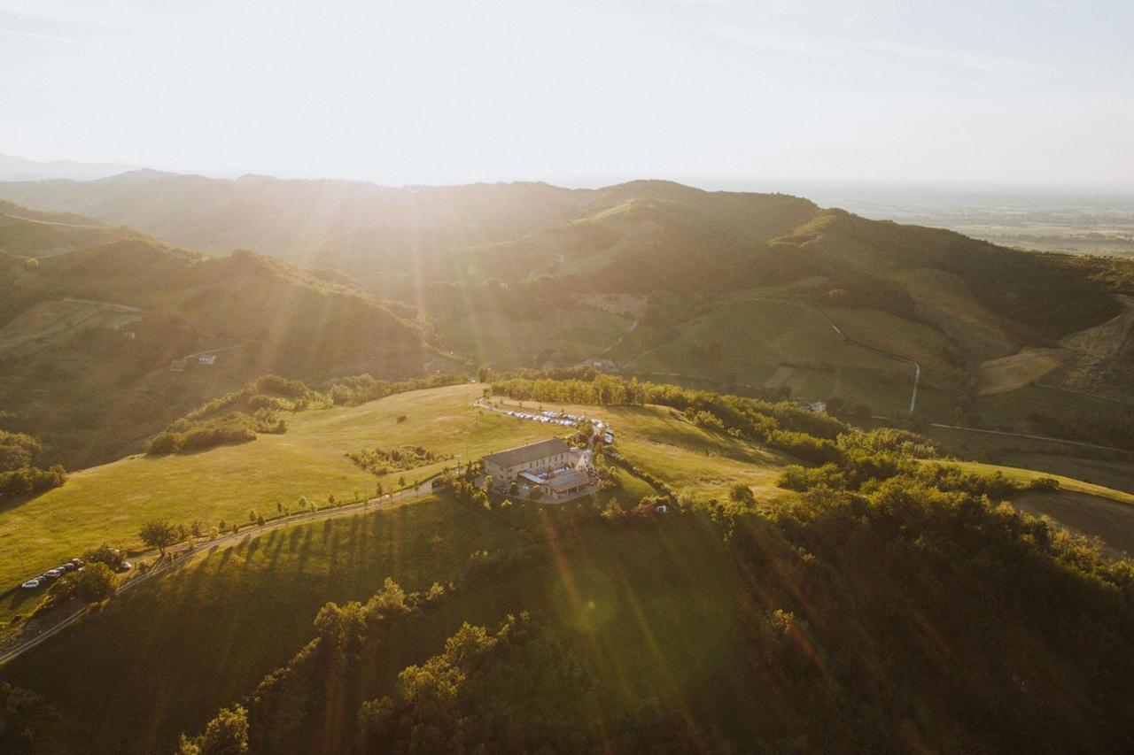 Parco Di Montebello Quattro Castella Dış mekan fotoğraf